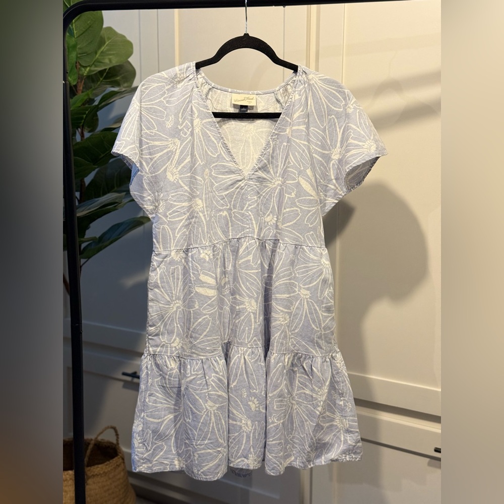 Universal Thread Light Blue & White Floral Tiered Linen Mini Dress Pockets